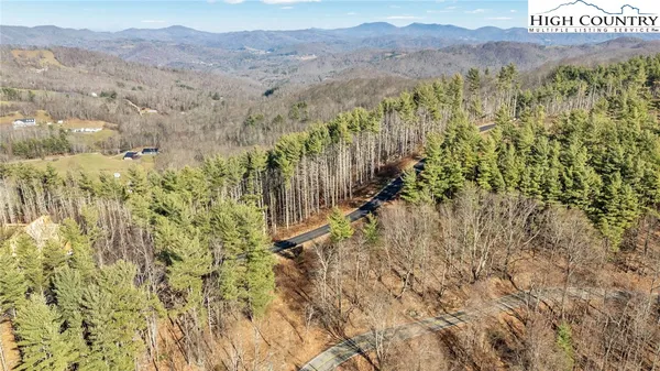 $99,900 | Lot Wr-65 Lot Wr-65 Clouds Rest Drive, Elk Park, NC 28622