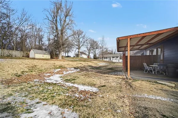 $159,900 | 17527 Bellevue Drive, Atchison, KS 66002