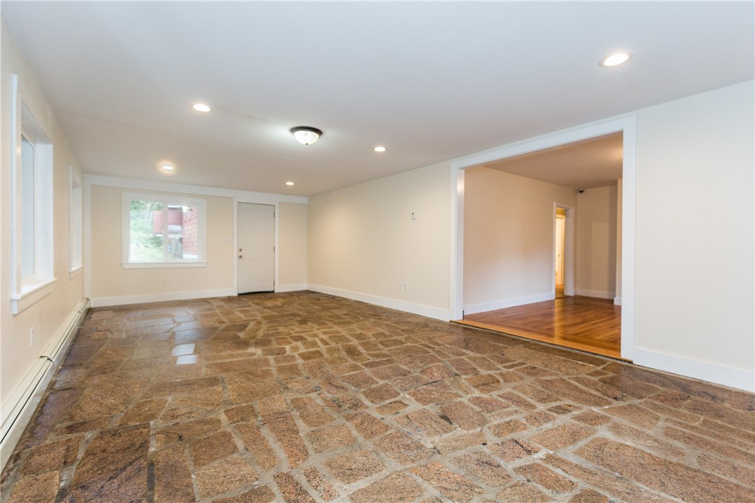 835 Great Road North Smithfield, RI 02896 - Photo 14 of 31 Family Room