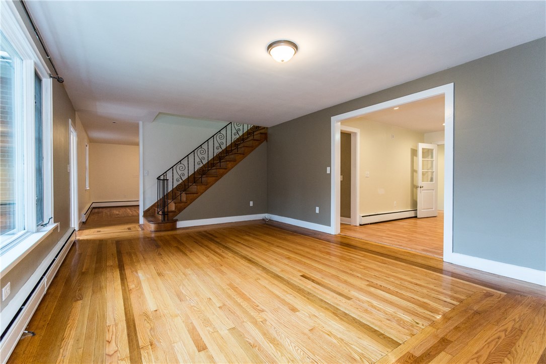 835 Great Road North Smithfield, RI 02896 - Photo 4 of 31 Living Room