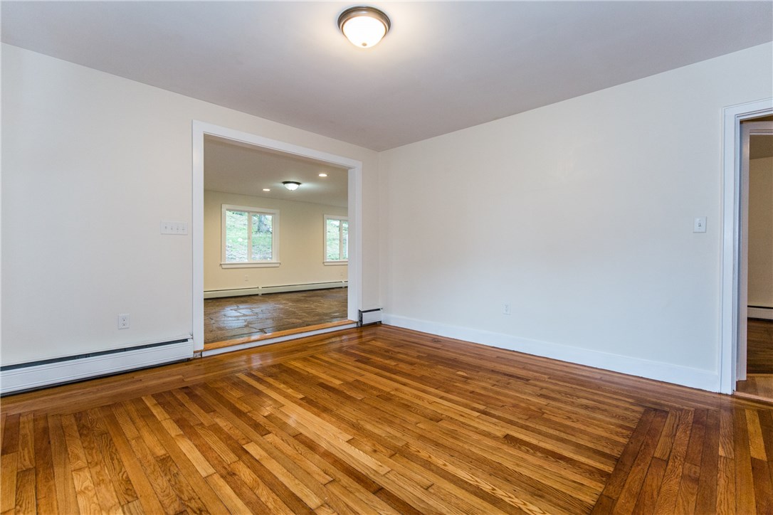 835 Great Road North Smithfield, RI 02896 - Photo 10 of 31 Dining Room