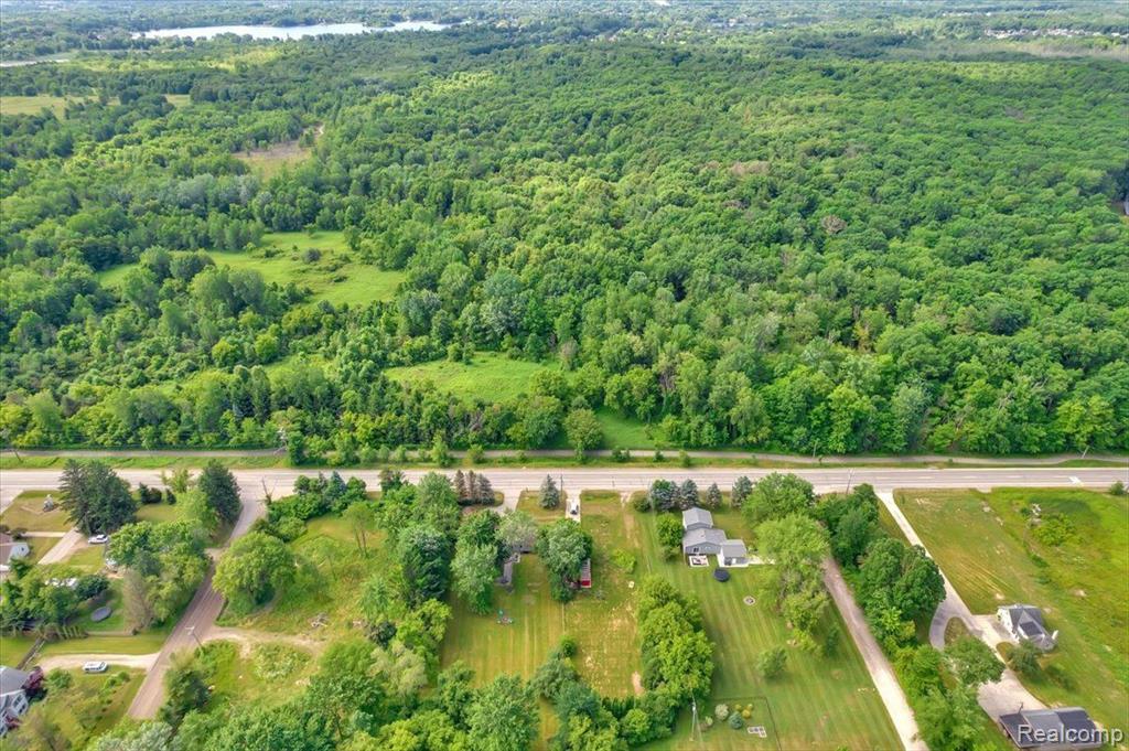 2930 Clarkston Road Lake Orion, MI 48362 - Photo 24 of 26 Gallery Image 24