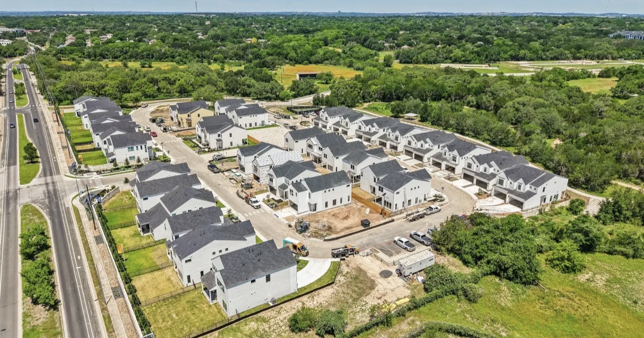 1414 Rambling Rose Road Austin, TX 78745 - Photo 24 of 25 Gallery Image 24