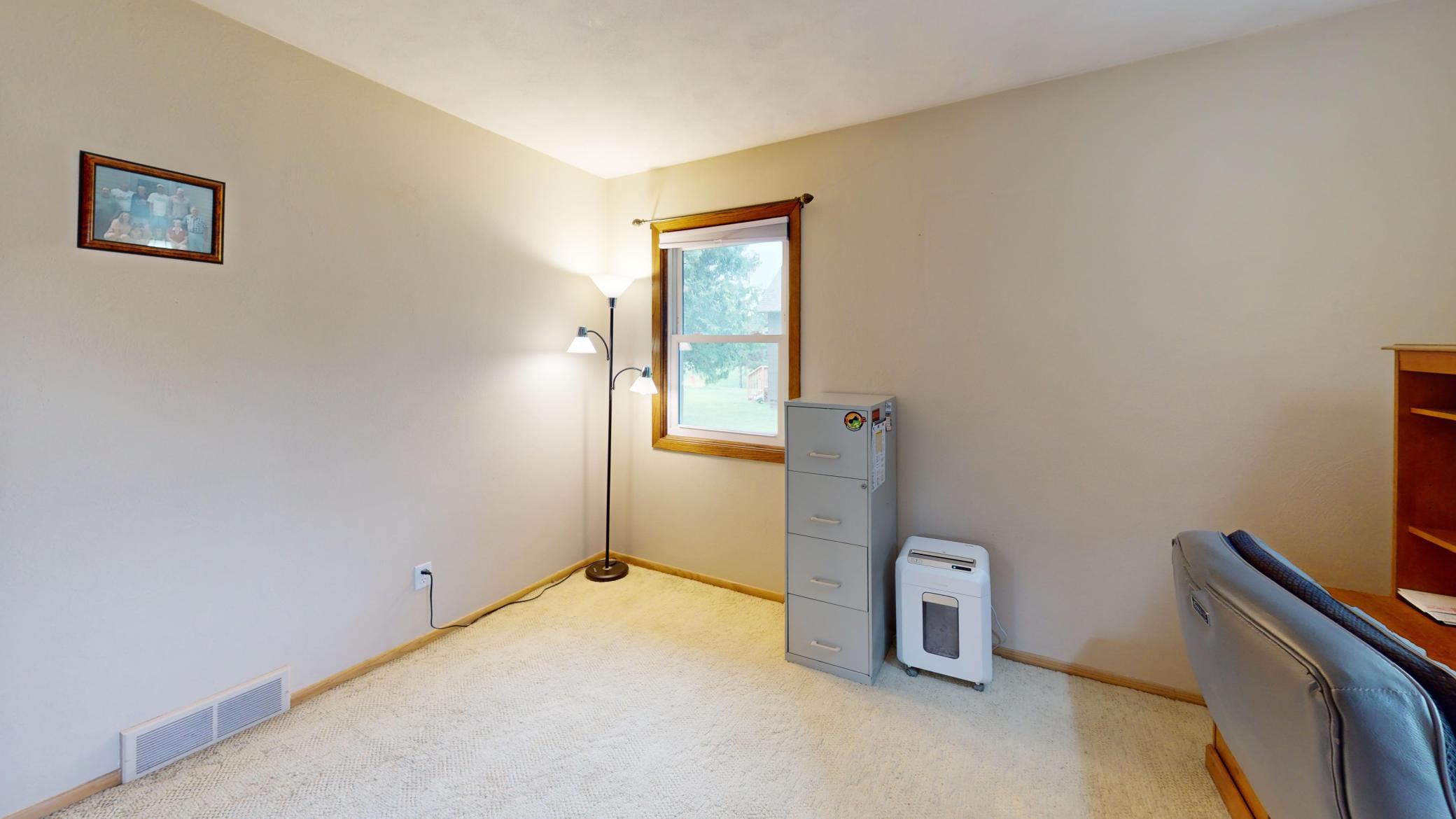 2420 Kenyon Road Owatonna, MN 55060 - Photo 9 of 11 Gallery Image 9