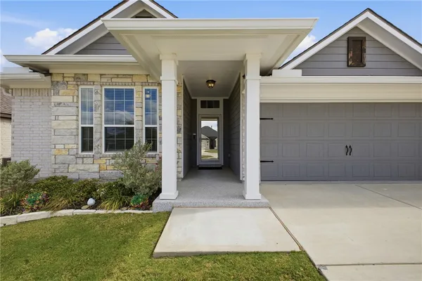 $2,200 | 5902 Eldora Drive, College Station, TX 77845