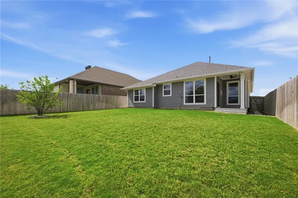 $2,200 | 5902 Eldora Drive, College Station, TX 77845