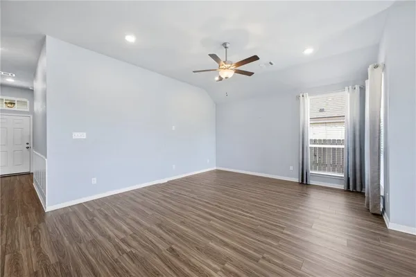 $2,200 | 5902 Eldora Drive, College Station, TX 77845