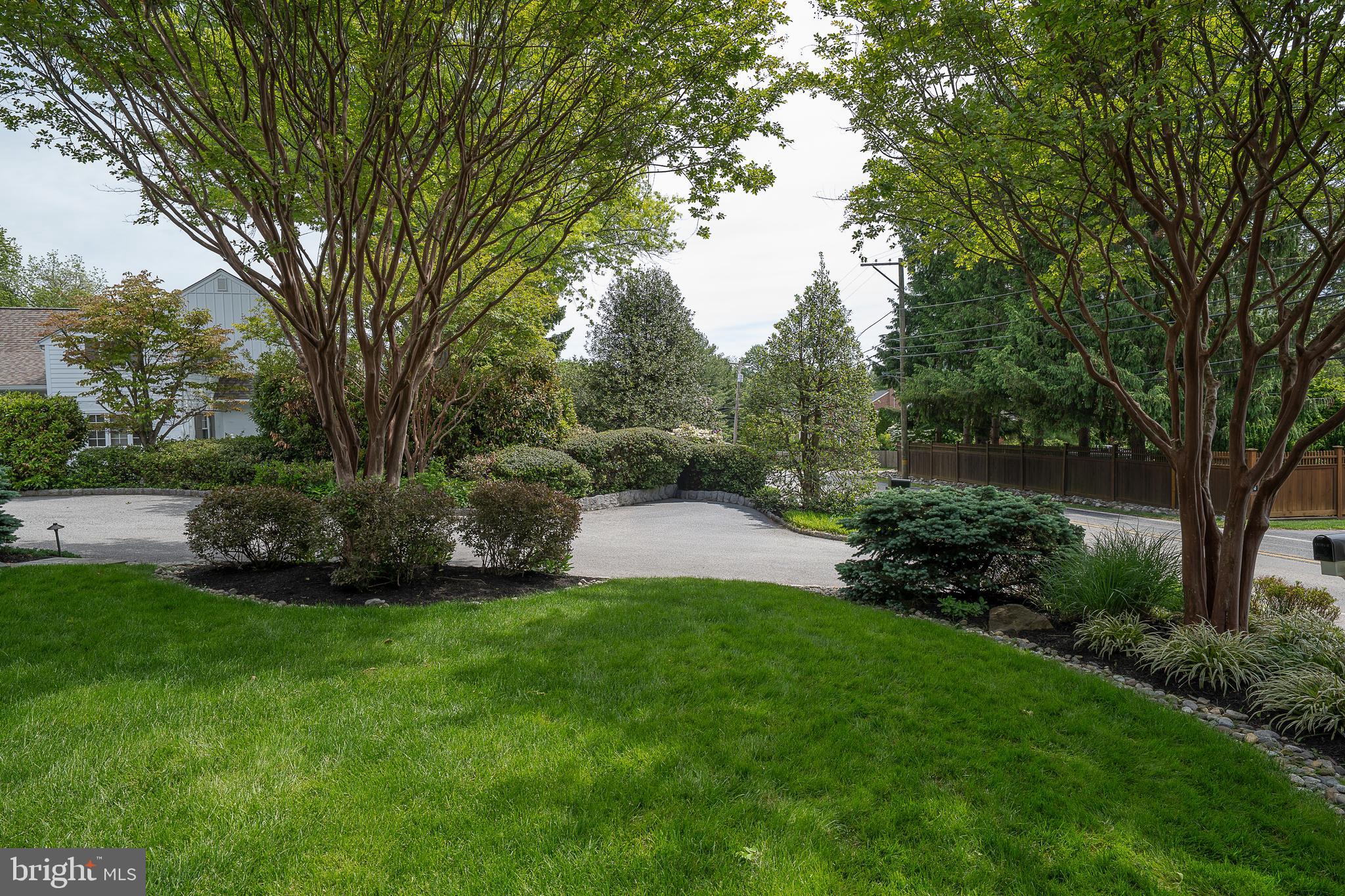 281 Upper Gulph Road Wayne, PA 19087 - Photo 4 of 35