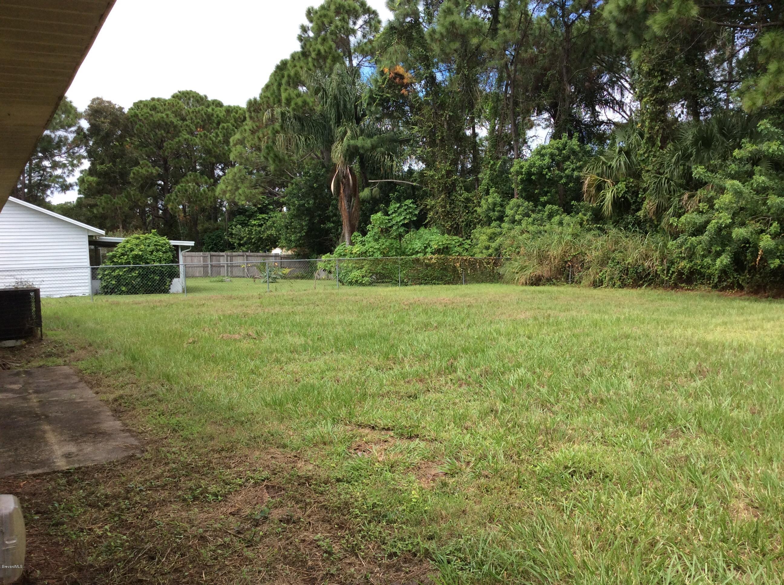 4220 Quechua Road Cocoa, FL 32927 - Photo 12 of 12 Yard view