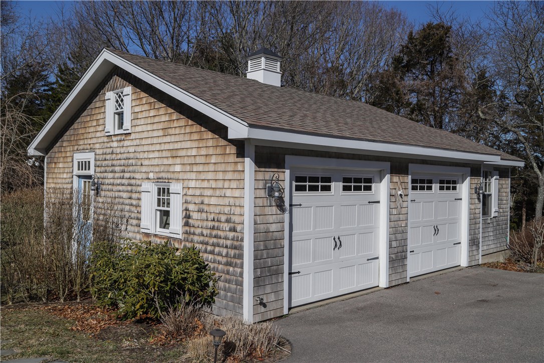 121 Watch Hill Road Westerly, RI 02891 - Photo 6 of 38