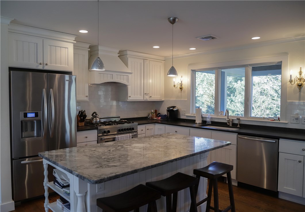 121 Watch Hill Road Westerly, RI 02891 - Photo 10 of 38