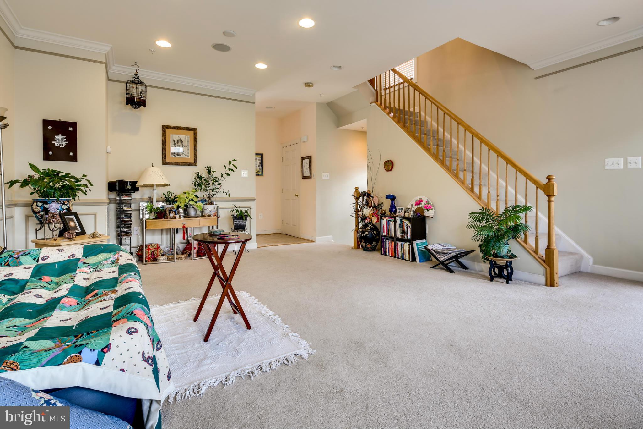 2301 Georgia Village Way Silver Spring, MD 20902 - Photo 11 of 30 Family Room