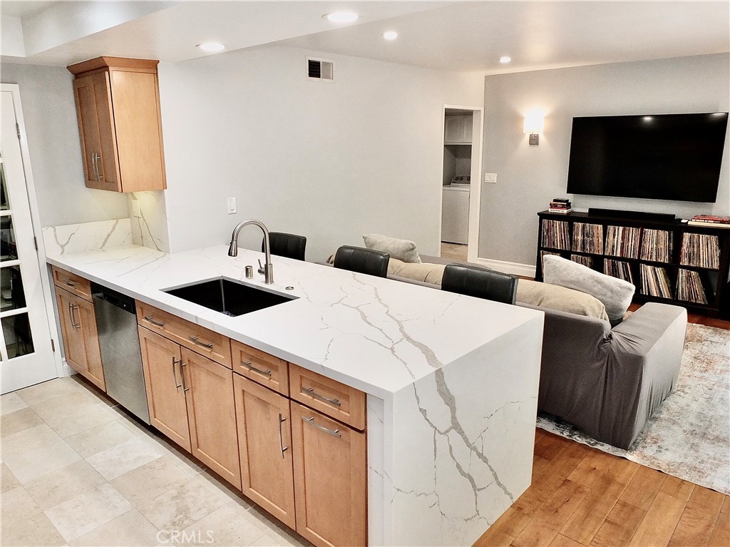 4015 North Virginia Road, Unit 6 Long Beach, CA 90807 - Photo 22 of 61