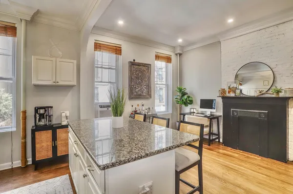 $825,000 | 1226 Park Avenue, Unit 2, Hoboken, NJ 07030