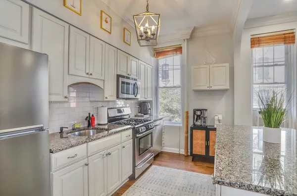 $825,000 | 1226 Park Avenue, Unit 2, Hoboken, NJ 07030