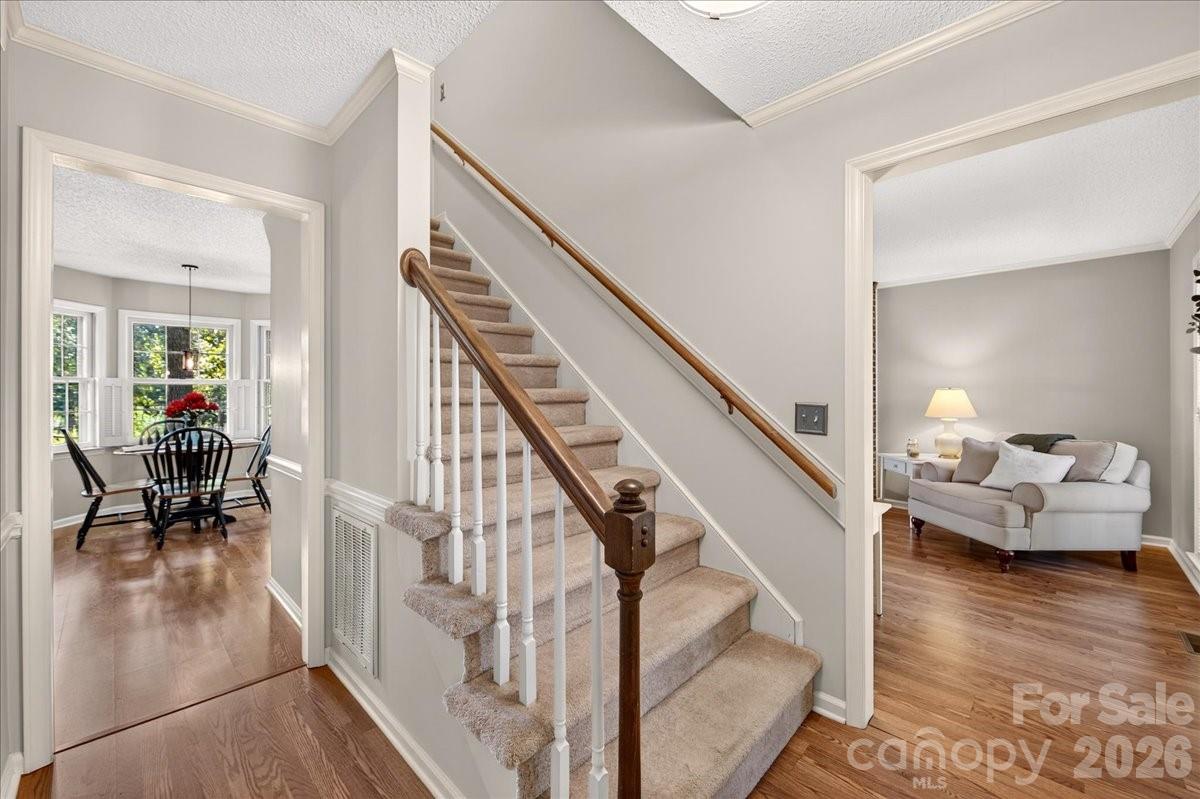 2036 Kilkenney Hill Road Matthews, NC 28105 - Photo 4 of 48 Gallery Image 4