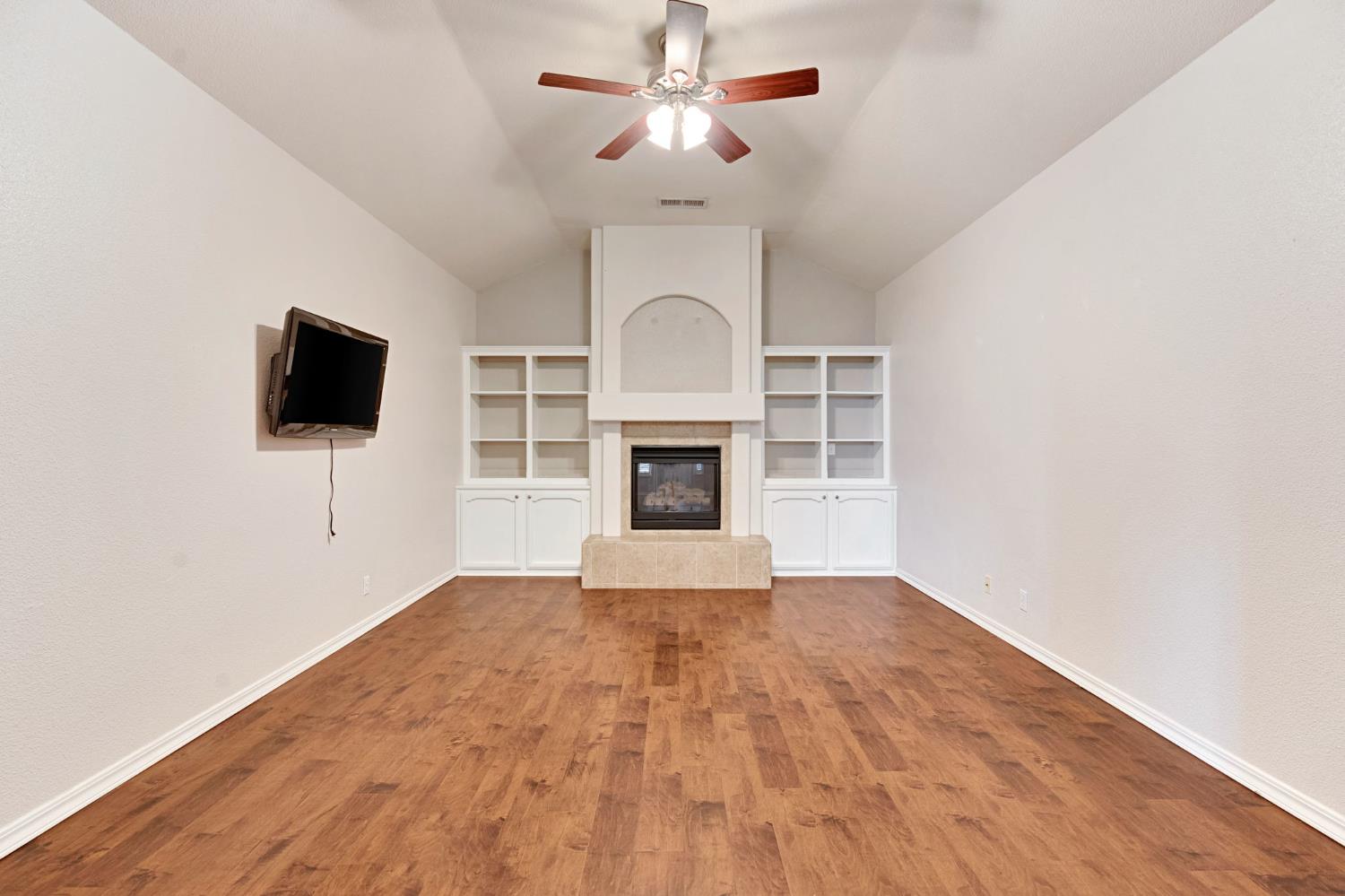 16900 Monreal Road Madera, CA 93636 - Photo 6 of 45