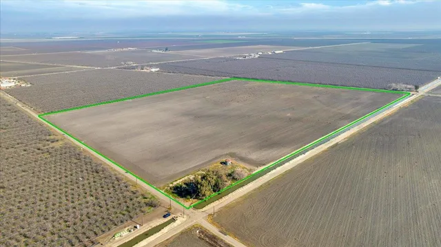 $3,250,000 | 9460 South Yuba Avenue, San Joaquin, CA 93660