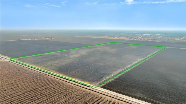 $3,250,000 | 9460 South Yuba Avenue, San Joaquin, CA 93660