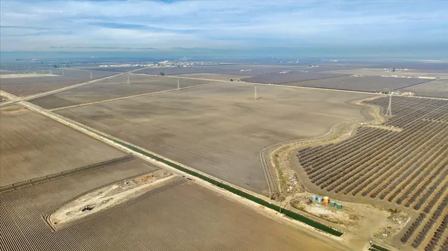 $3,250,000 | 9460 South Yuba Avenue, San Joaquin, CA 93660