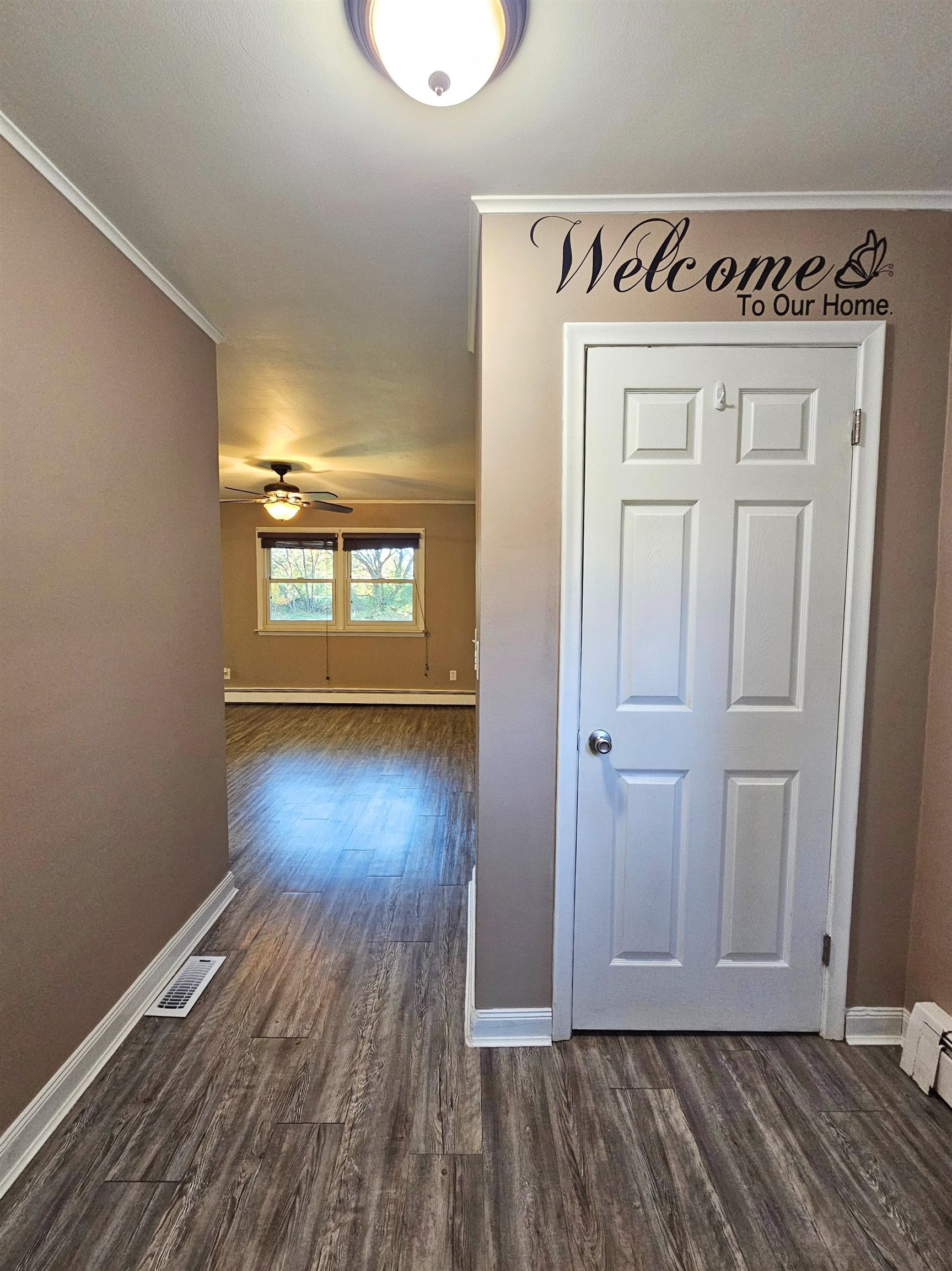 6438 West Stanley Road Mount Morris, MI 48458 - Photo 5 of 38 50159401-df962ea2-b7b6-4022-b3fb-5265c5ca68d0.JPG