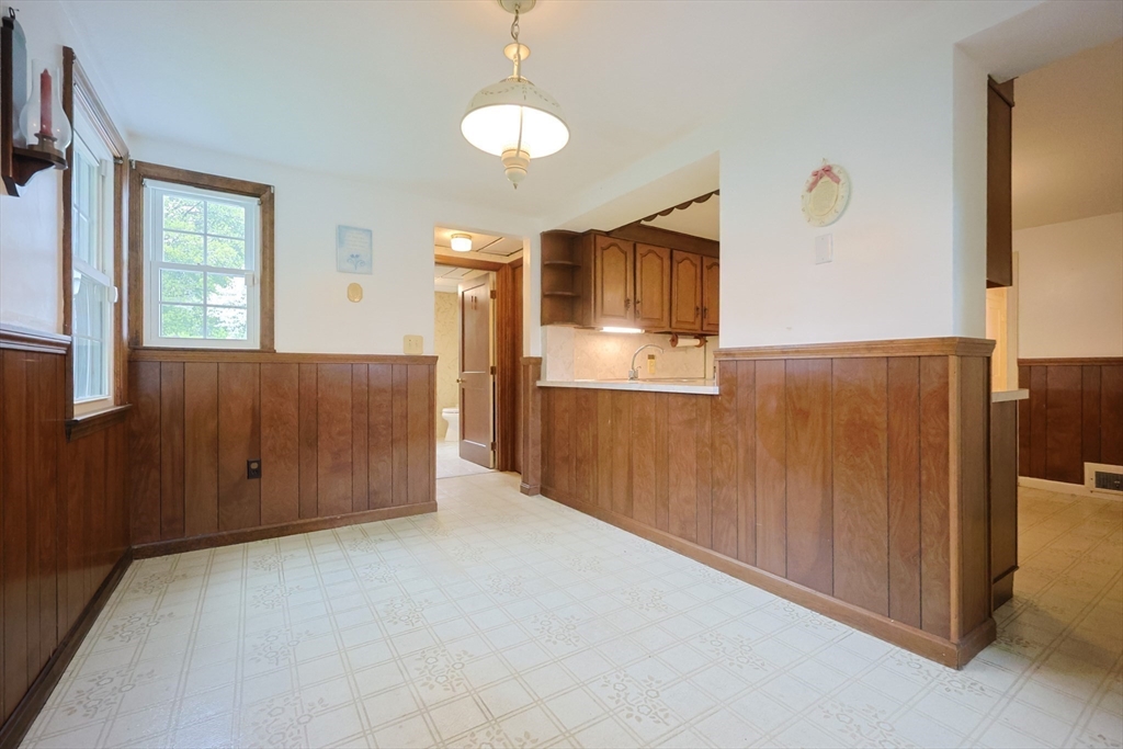 17 Sagamore Road Belmont, MA 02478 - Photo 8 of 35