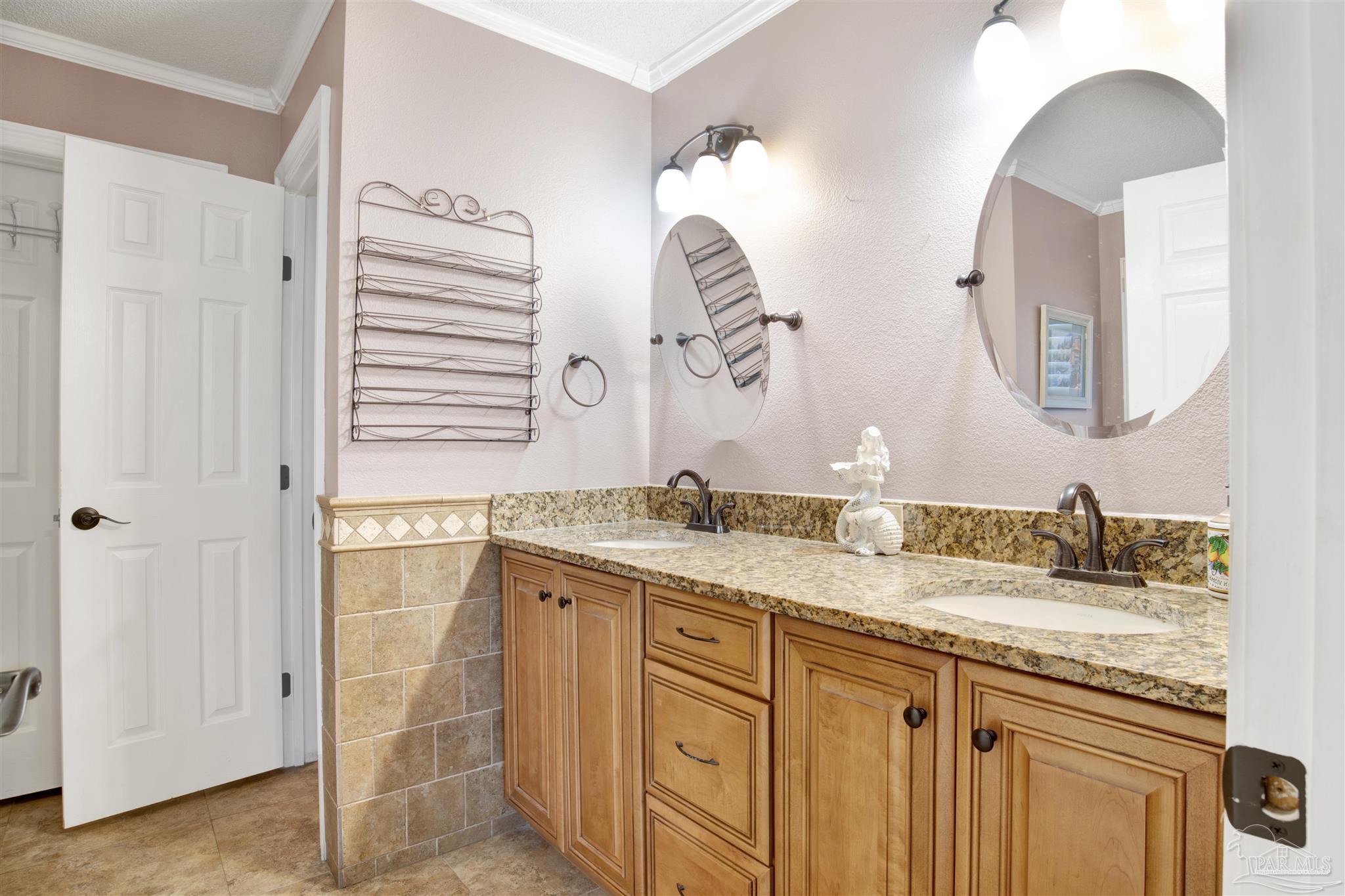 7074 Raburn Road Pensacola, FL 32526 - Photo 18 of 39 Gallery Image 18
