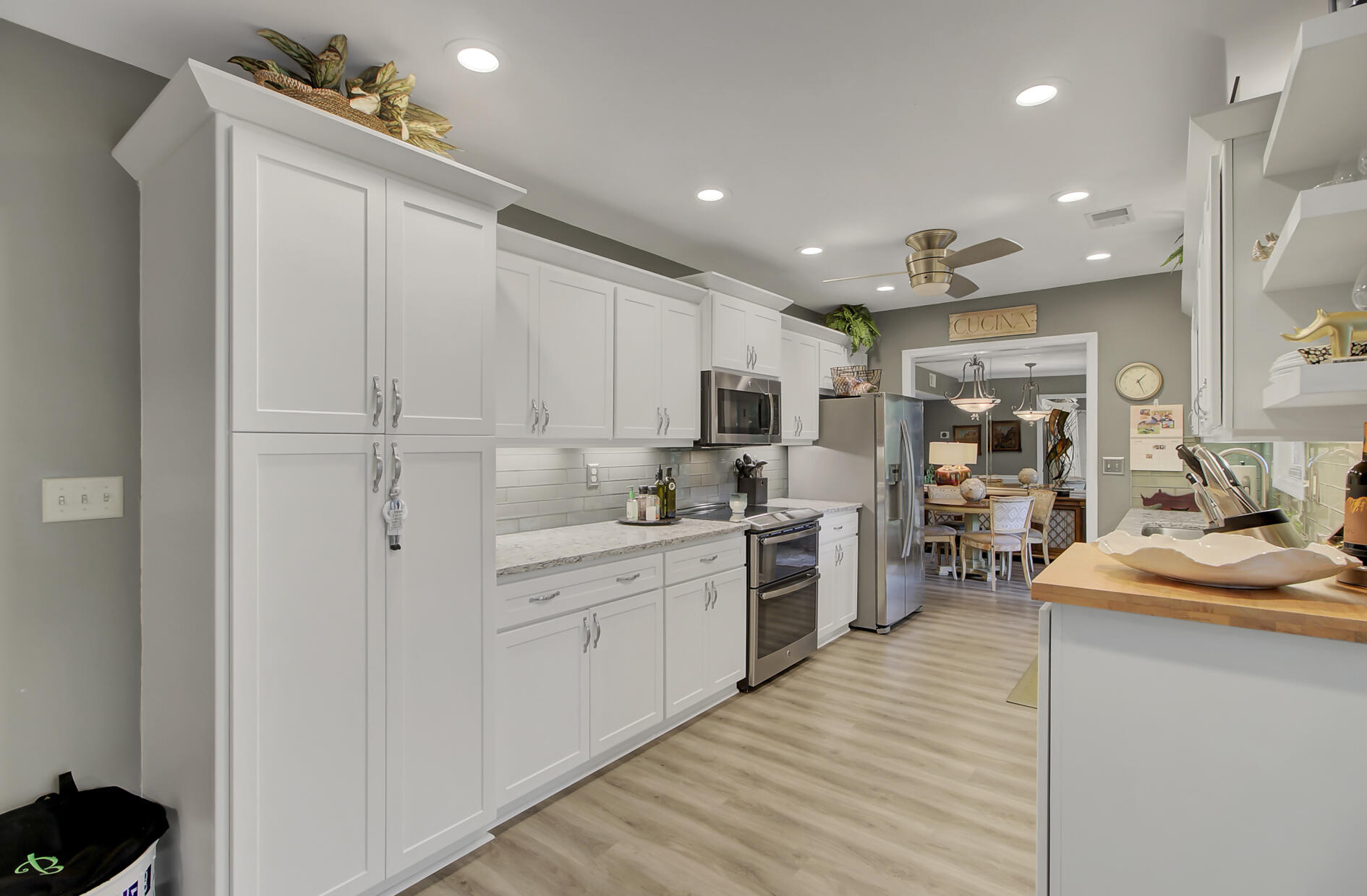 2243 Mariners Ferry Charleston, SC 29414 - Photo 12 of 41 12