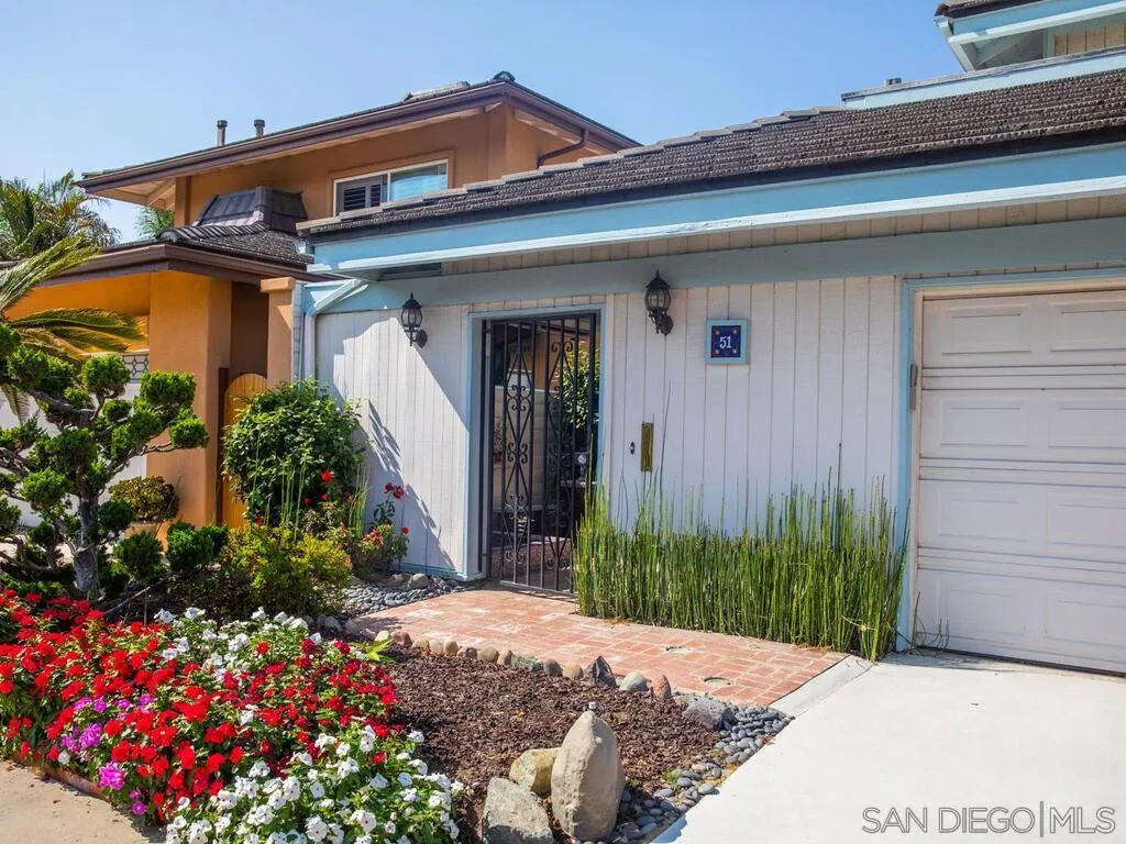 51 Green Turtle Road Coronado, CA 92118 - Photo 4 of 46 a front view of a house