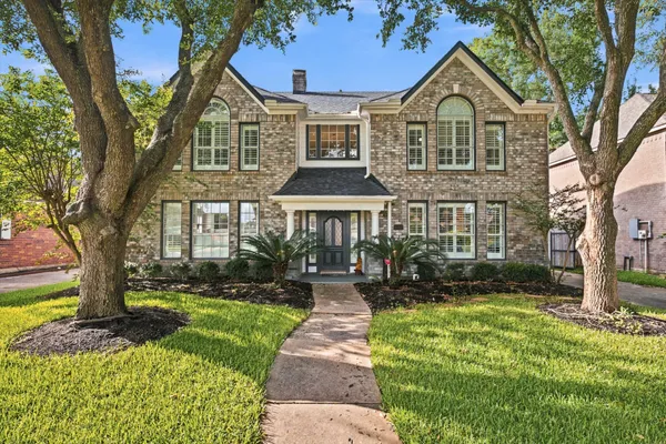 $4,700 | 4704 Broadmoor Drive, League City, TX 77573