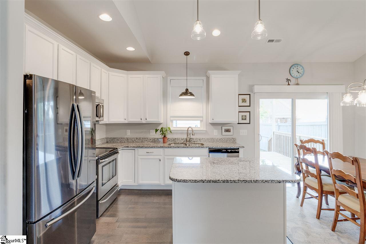 308 Stallion Road Greenville, SC 29617 - Photo 4 of 15 Gallery Image 4