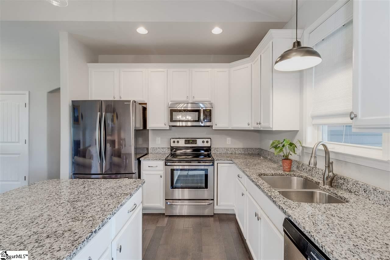 308 Stallion Road Greenville, SC 29617 - Photo 6 of 15 Gallery Image 6