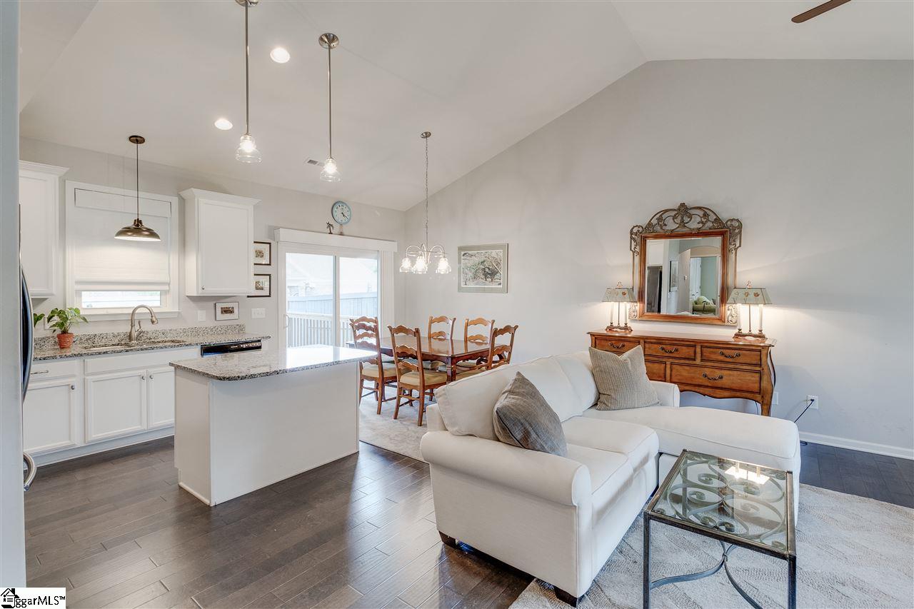 308 Stallion Road Greenville, SC 29617 - Photo 7 of 15 Gallery Image 7