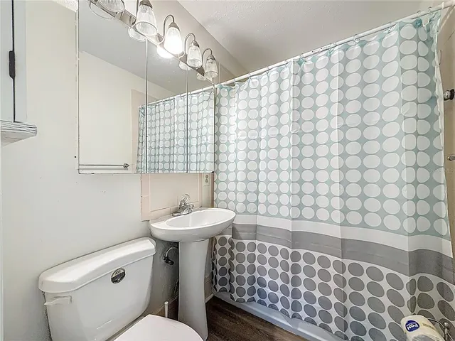 $3,000 | 424 72nd Street North, St. Petersburg, FL 33710