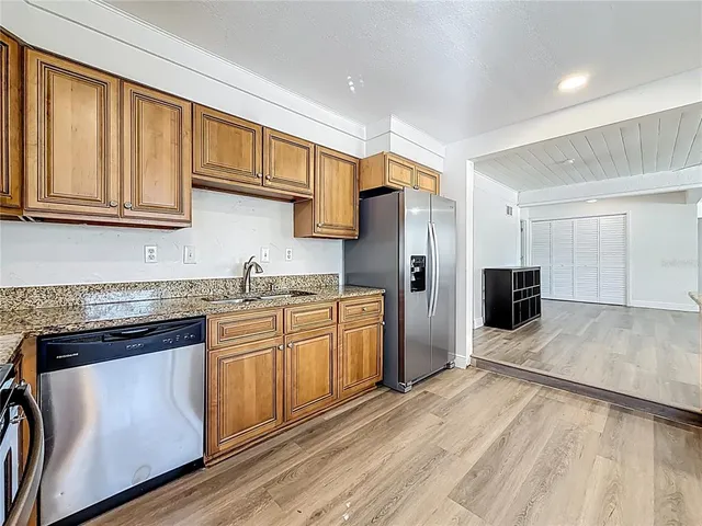 $3,000 | 424 72nd Street North, St. Petersburg, FL 33710