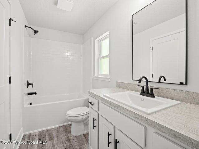 1015 Gulfport Road Southeast Palm Bay, FL 32909 - Photo 8 of 21 j and j bath