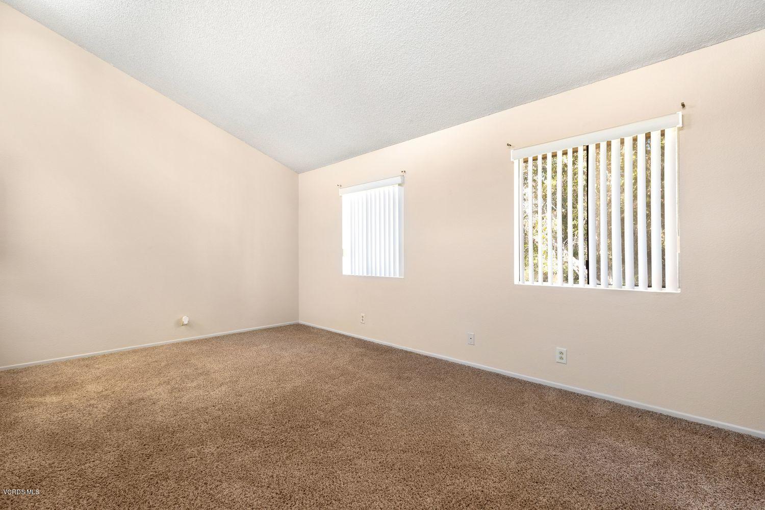 270 East Bard Road Oxnard, CA 93033 - Photo 11 of 22 010_270-e-bard-rd-013
