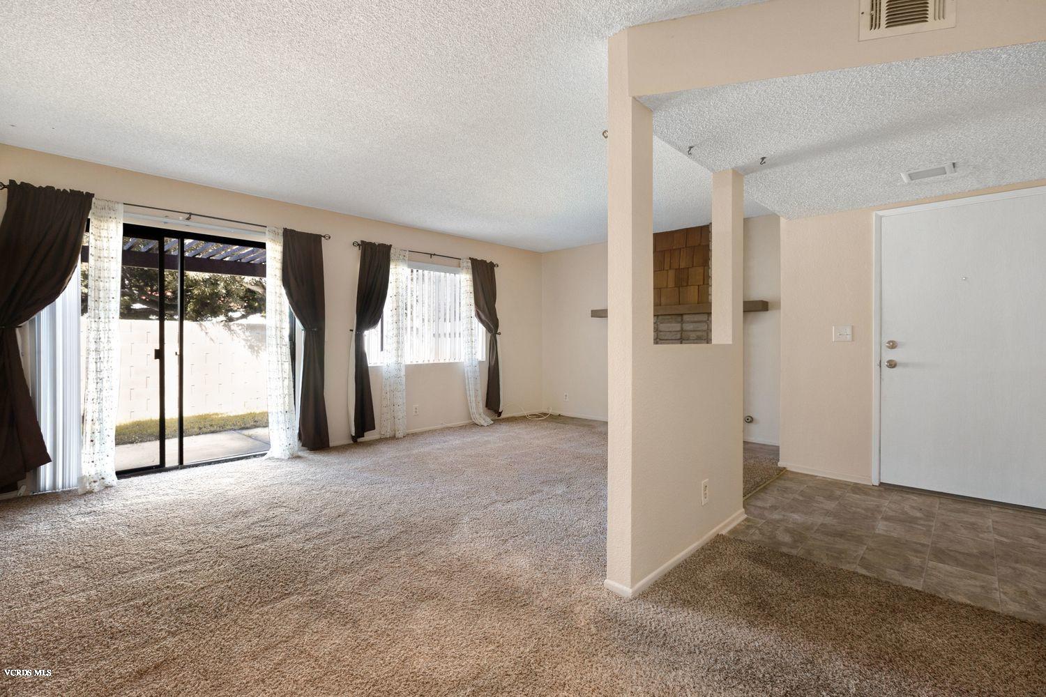 270 East Bard Road Oxnard, CA 93033 - Photo 5 of 22 003_270-e-bard-rd-016