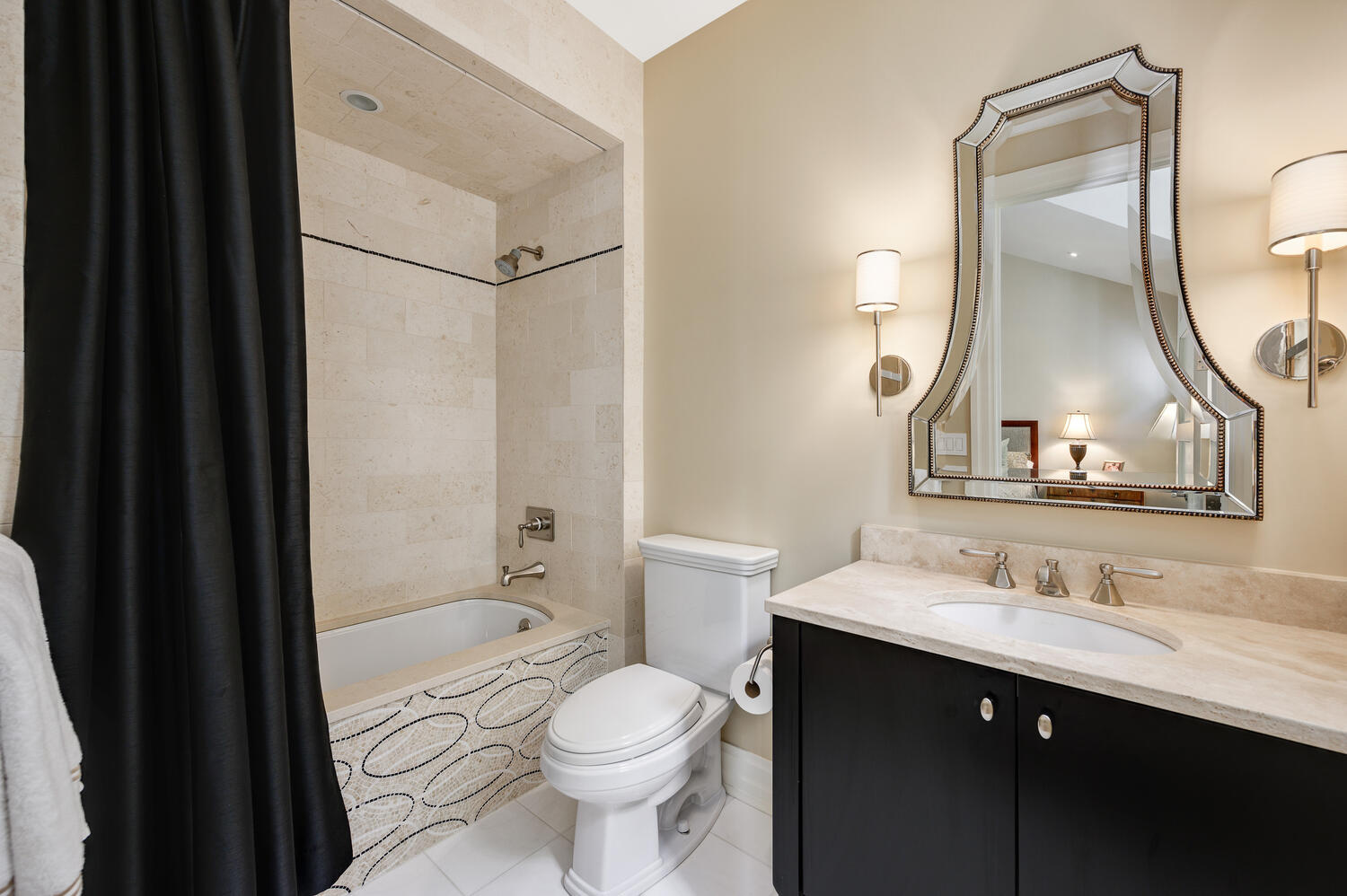 4136 North Greenview Avenue Chicago, IL 60613 - Photo 29 of 56 a bathroom with a sink a toilet and shower