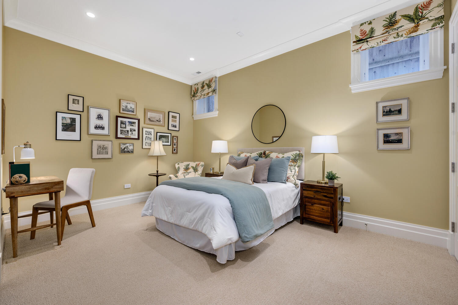 4136 North Greenview Avenue Chicago, IL 60613 - Photo 41 of 56 a bed room with a bed and painting on the wall