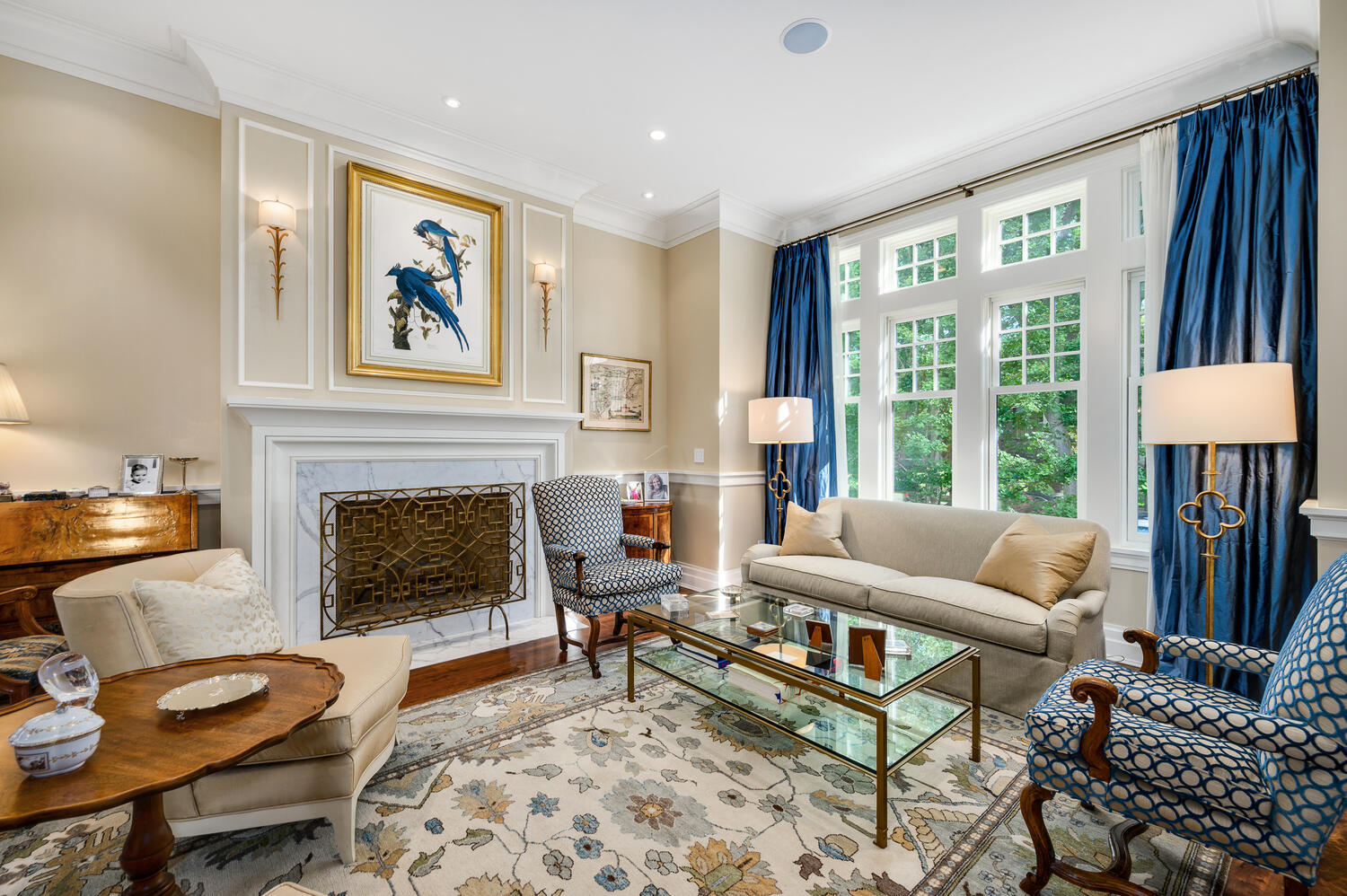 4136 North Greenview Avenue Chicago, IL 60613 - Photo 5 of 56 a living room with furniture and a fireplace
