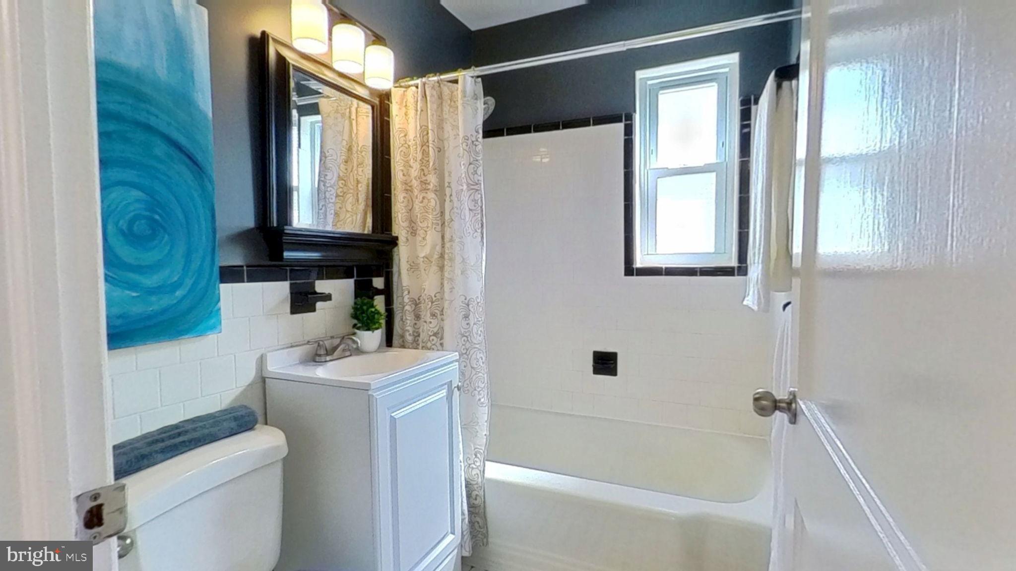 7306 Wayne Drive Annandale, VA 22003 - Photo 32 of 42 Main level full bath