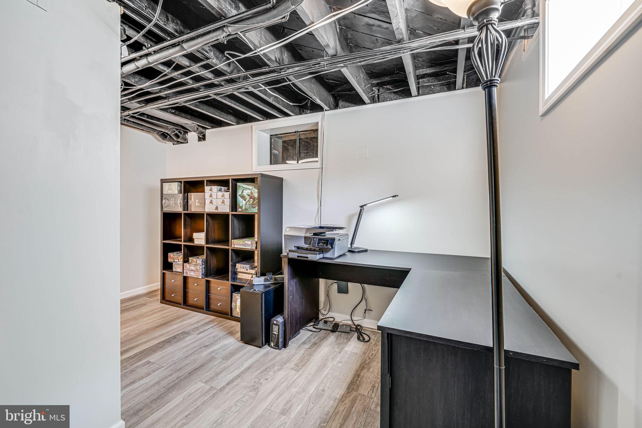 7306 Wayne Drive Annandale, VA 22003 - Photo 36 of 42 Office or spare bedroom