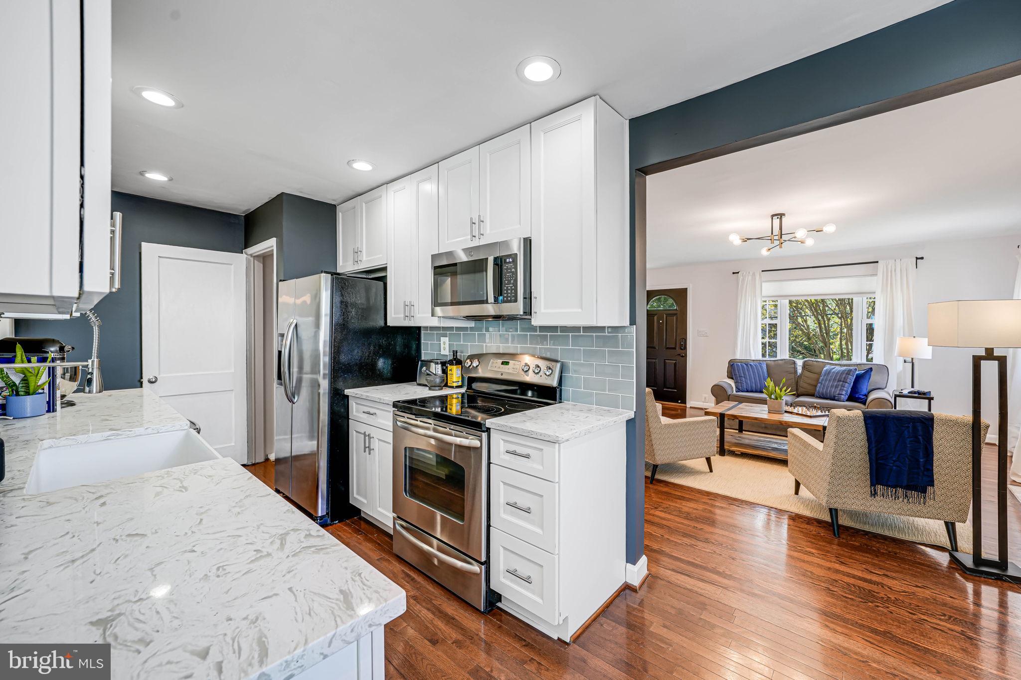 7306 Wayne Drive Annandale, VA 22003 - Photo 5 of 42 Updated kitchen