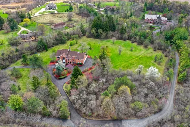 $1,239,000 | 309 West Dundee Road, Barrington, IL 60010