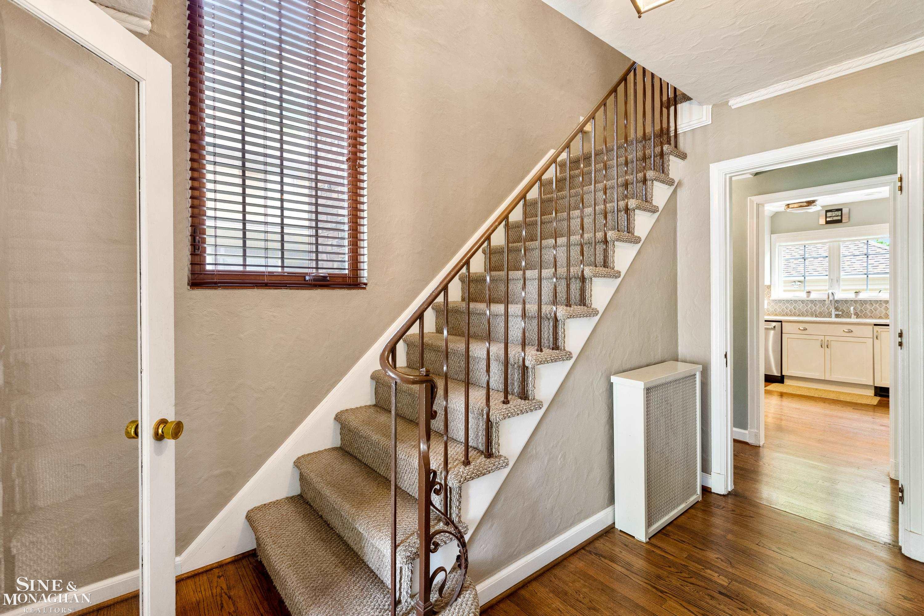 1228 Bedford Road Grosse Pointe Park, MI 48230 - Photo 6 of 56