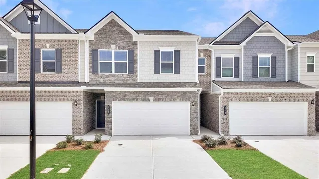 $372,900 | 100 Jacobs Farm Drive Southeast, Unit 39, Lawrenceville, GA 30045