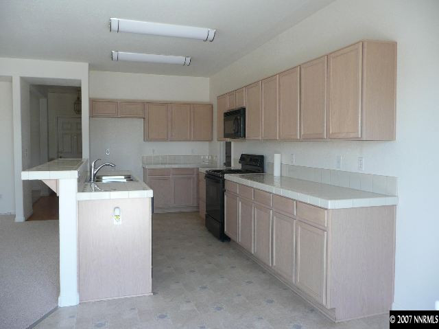 9975 Moondust Court Reno, NV 89506 - Photo 4 of 8 Photo 4