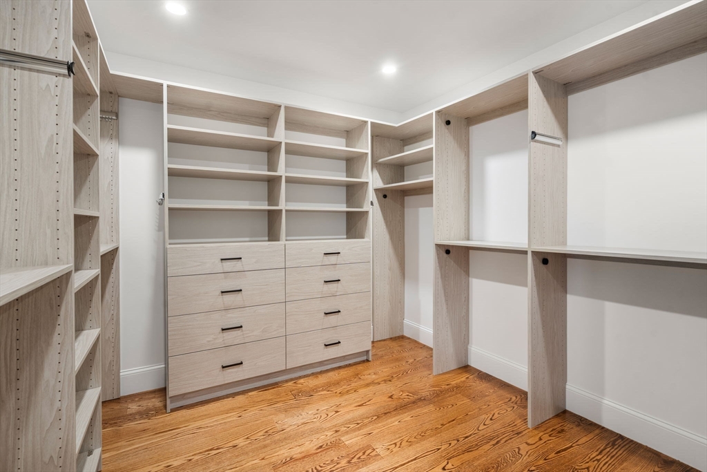 201 Lowell Road Wellesley, MA 02481 - Photo 25 of 42