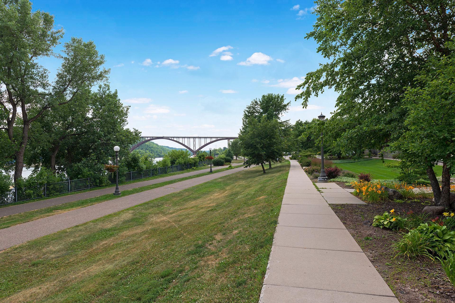 326 Spring Street St. Paul, MN 55102 - Photo 38 of 66 Gallery Image 38